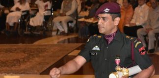 Dhoni in Indian Army Uniform